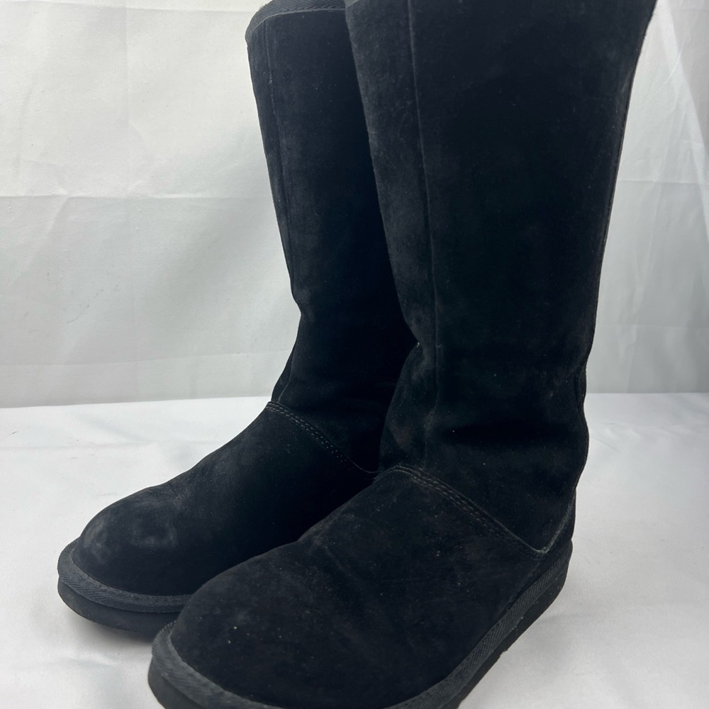Women’s UGG Black Suede Knee-High Boots 5119 Knightsbridge